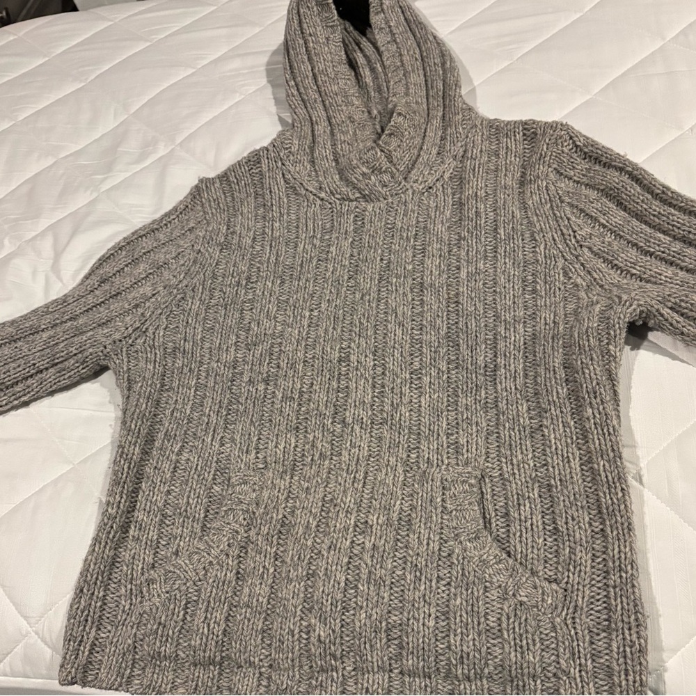Abercrombie & Fitch Gray Wool Blend Sweater